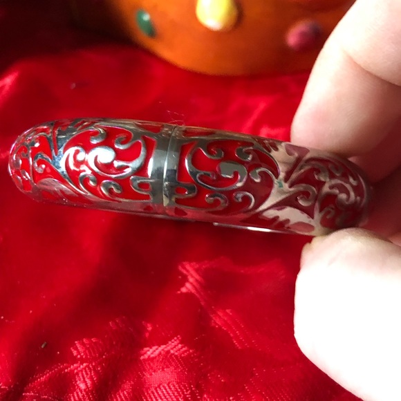 Vintage silver and red cuff bracelet - Picture 2 of 7